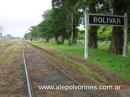 Foto: Estacion Bolivar - Bolivar (Buenos Aires), Argentina