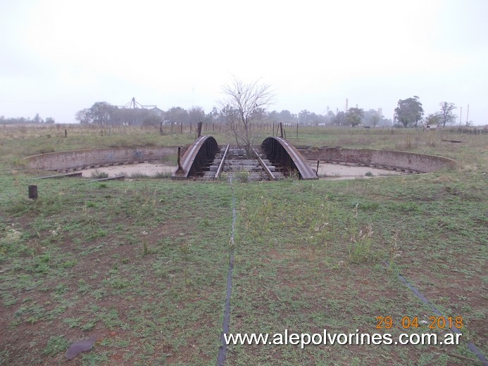 Foto: Estacion Carhue - Mesa Giratoria - Carhue (Buenos Aires), Argentina