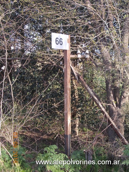 Foto: Estacion Carlos Lemee - Carlos Keen (Buenos Aires), Argentina