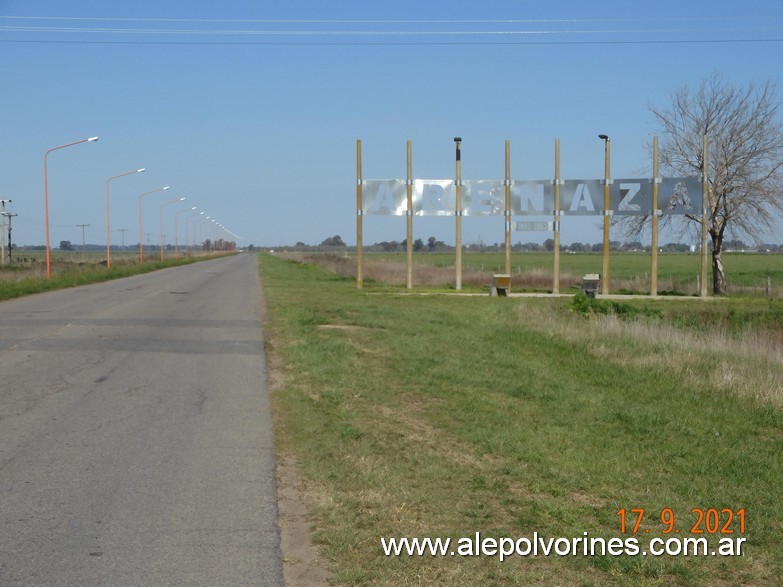 Foto: Acceso a Arenaza - Arenaza (Buenos Aires), Argentina