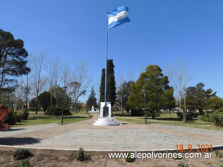 Foto: Germania - Plaza - Germania (Buenos Aires), Argentina