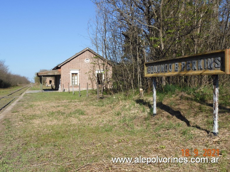 Foto: Estacion Edmundo Perkins - Edmundo Perkins (Buenos Aires), Argentina