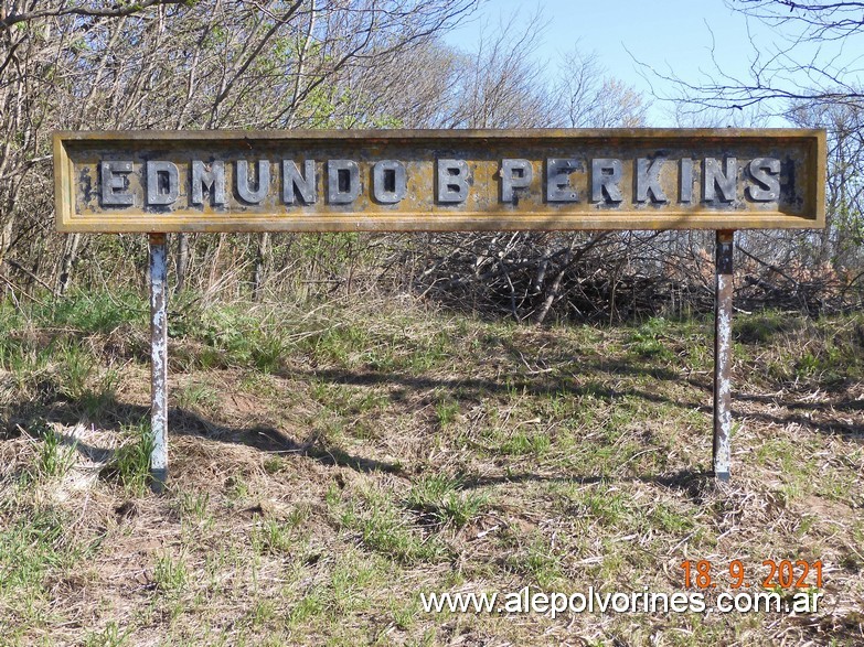 Foto: Estacion Edmundo Perkins - Edmundo Perkins (Buenos Aires), Argentina