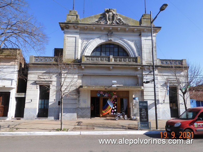 Foto: Vedia - Teatro - Vedia (Buenos Aires), Argentina