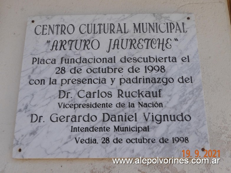 Foto: Vedia - Teatro - Vedia (Buenos Aires), Argentina