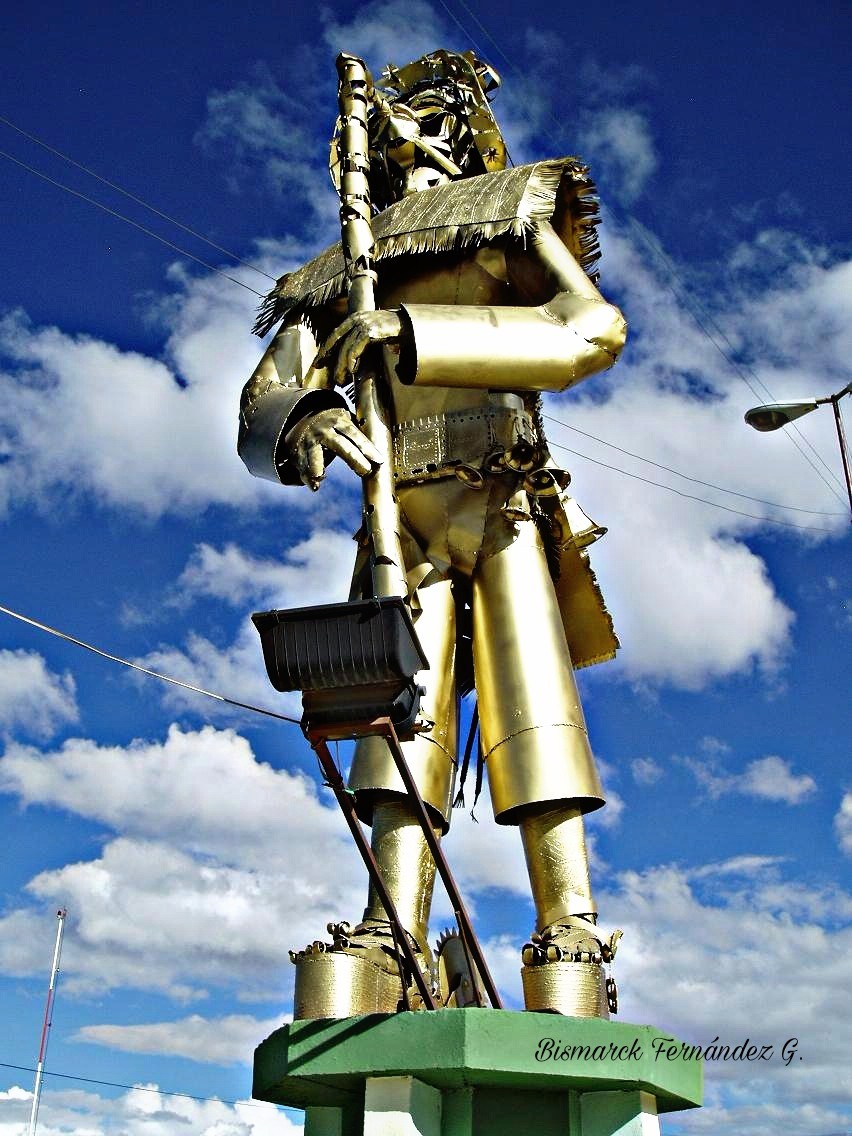 Foto: Pujllay - Ciudad de Oruro (Oruro), Bolivia