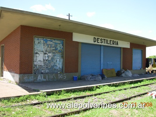 Foto: Estacion Destilería YPF - Ensenada (Buenos Aires), Argentina