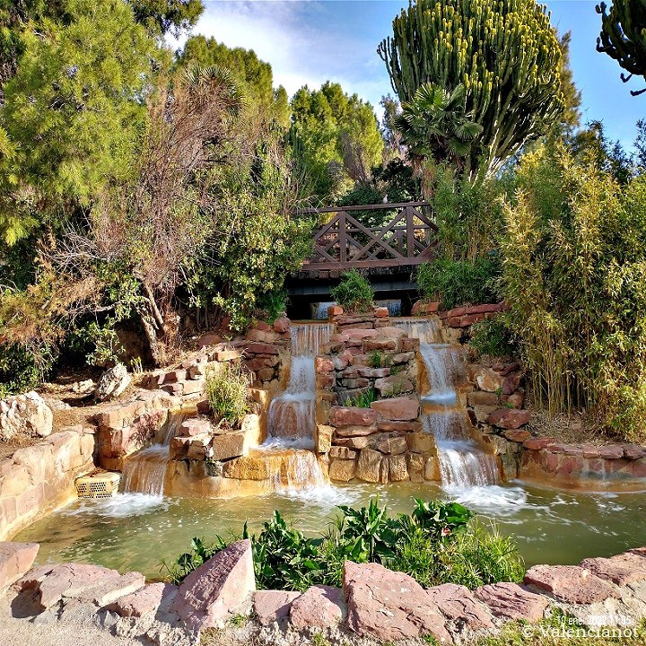 Foto: Riachuelo con cascada - València (Comunidad Valenciana), España