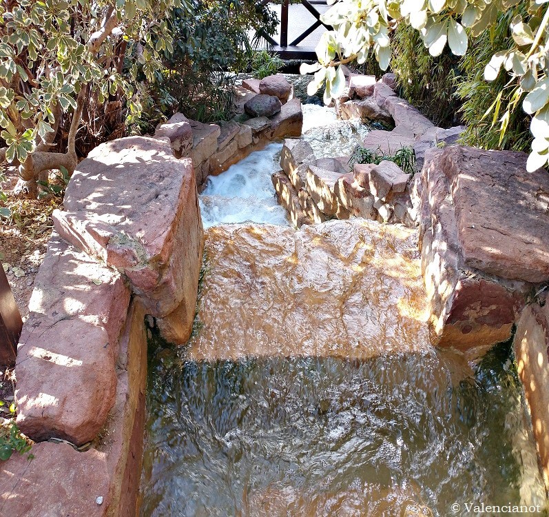 Foto: Riachuelo con cascada - València (Comunidad Valenciana), España