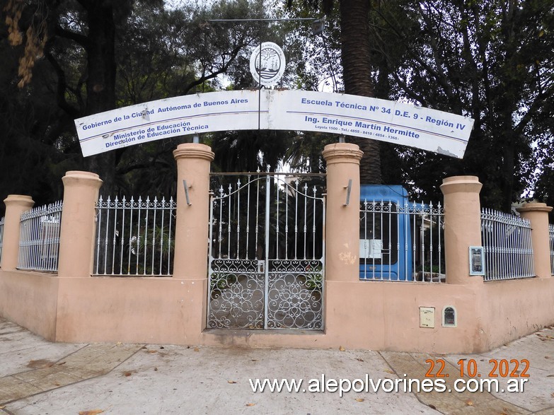 Foto: Chacarita - Escuela Técnica Enrique Hermitte - Chacarita (Buenos Aires), Argentina