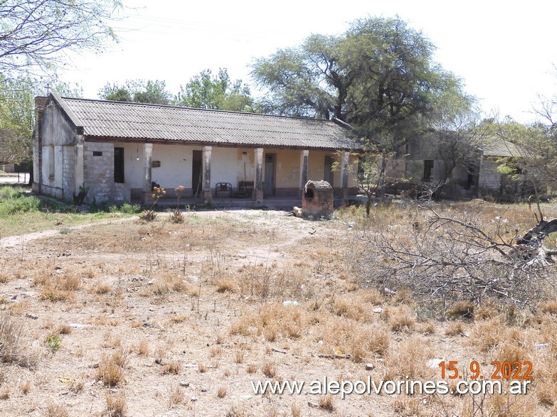 Foto: Estación Ruiz de los Llanos - vivienda auxiliares - El Tala (Salta), Argentina