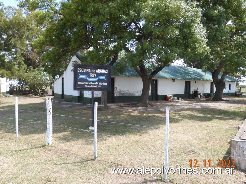 Foto: Coronel Vidal - Esquina de Argúas - Coronel Vidal (Buenos Aires), Argentina