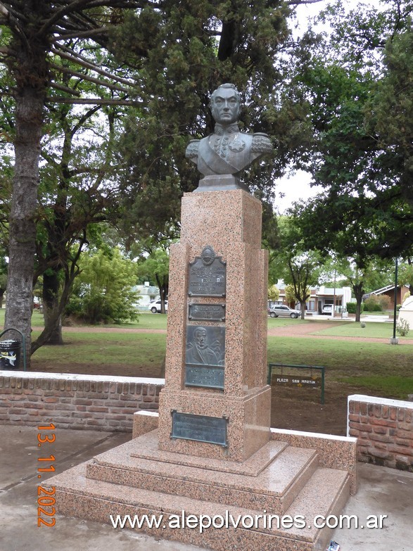 Foto: Orense - Busto Gral San Martin - Orense (Buenos Aires), Argentina