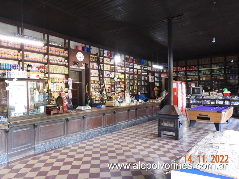 Foto: De La Canal - Almacén Lasarte - De La Canal (Buenos Aires), Argentina