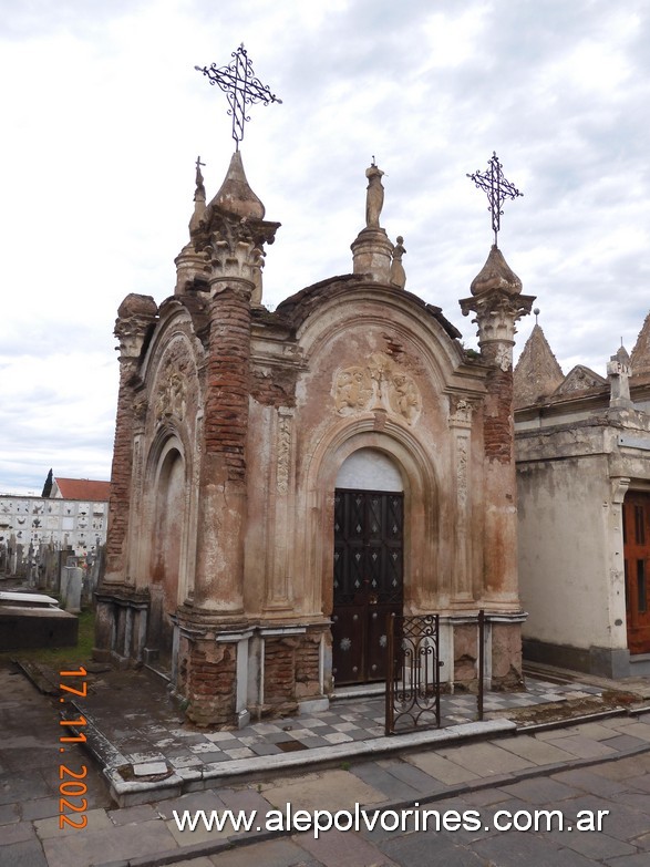 Foto: Azul - Cementerio Municipal - Azul (Buenos Aires), Argentina