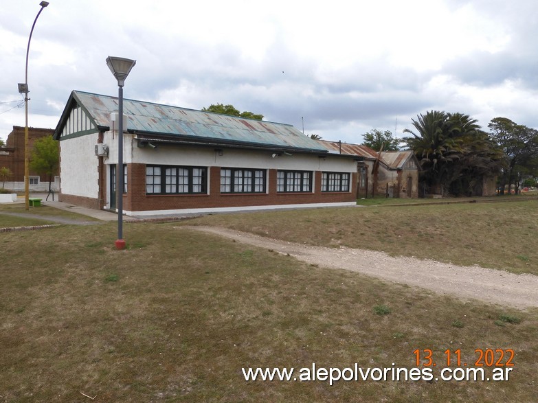 Foto: Estación San Cayetano - San Cayetano (Buenos Aires), Argentina