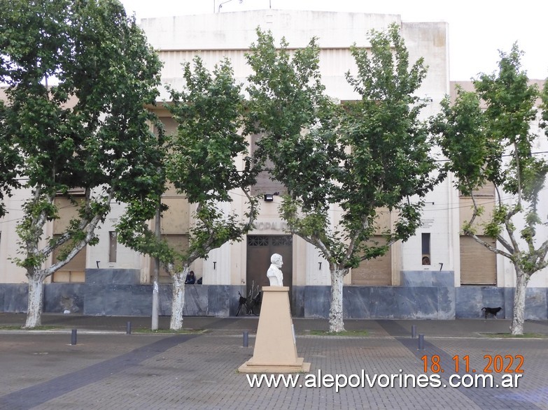 Foto: San Carlos de Bolívar - Edificio Municipalidad - San Carlos de Bolivar (Buenos Aires), Argentina