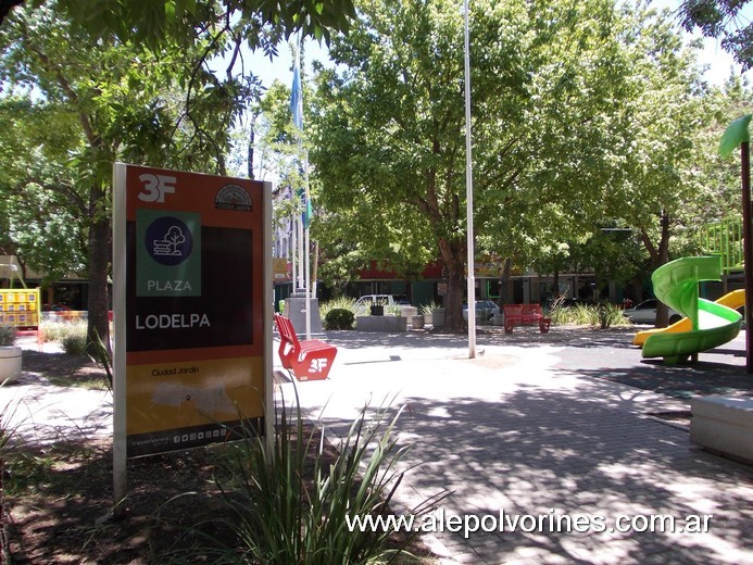 Foto: Ciudad Jardín Palomar - Plaza Lodelpa - Ciudad Jardín Palomar (Buenos Aires), Argentina