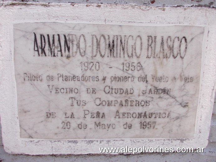 Foto: Ciudad Jardín Palomar - Placa Armando Domingo Blasco - Ciudad Jardín Palomar (Buenos Aires), Argentina