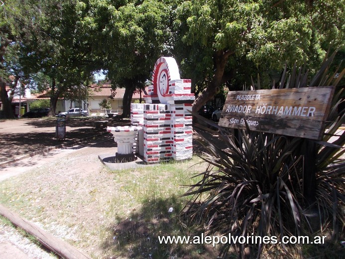 Foto: Ciudad Jardín Palomar - Plazoleta Aviador Horhammer - Ciudad Jardín Palomar (Buenos Aires), Argentina