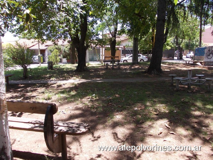 Foto: Ciudad Jardín Palomar - Plaza Aviador Almonacid - Ciudad Jardín Palomar (Buenos Aires), Argentina