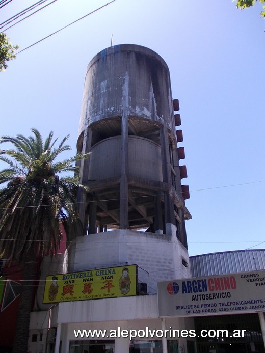 Foto: Ciudad Jardín Palomar - Tanque - Ciudad Jardín Palomar (Buenos Aires), Argentina