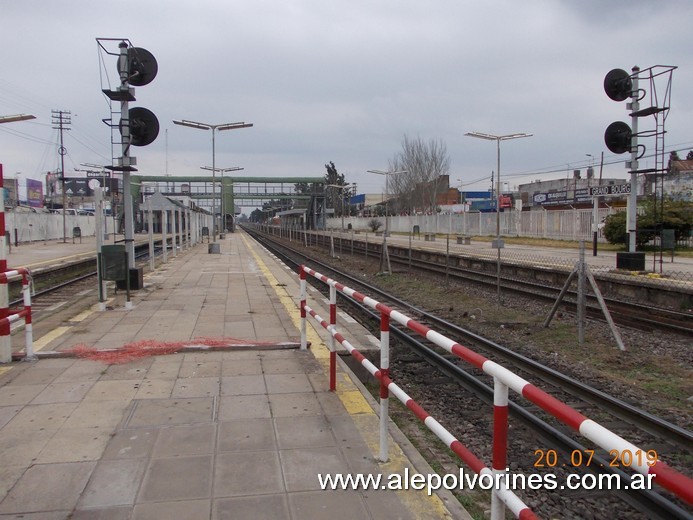 Foto: Estación Grand Bourg - Grand Bourg (Buenos Aires), Argentina