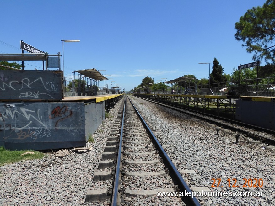 Foto: Estación Grand Bourg - Grand Bourg (Buenos Aires), Argentina