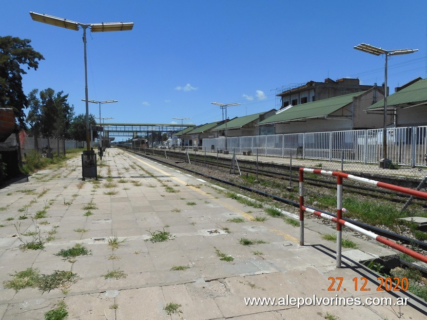 Foto: Estación Grand Bourg - Grand Bourg (Buenos Aires), Argentina