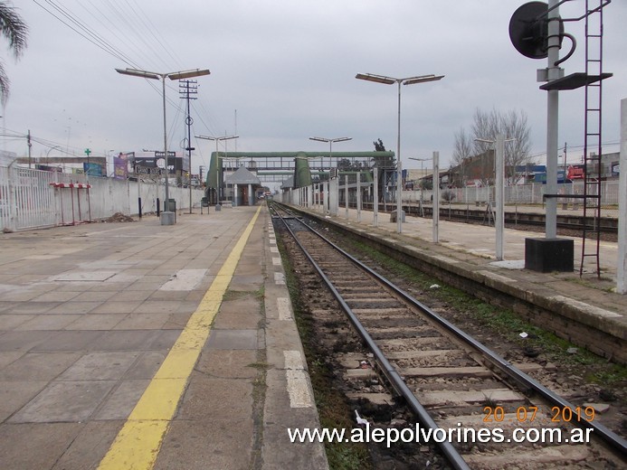 Foto: Estación Grand Bourg - Grand Bourg (Buenos Aires), Argentina