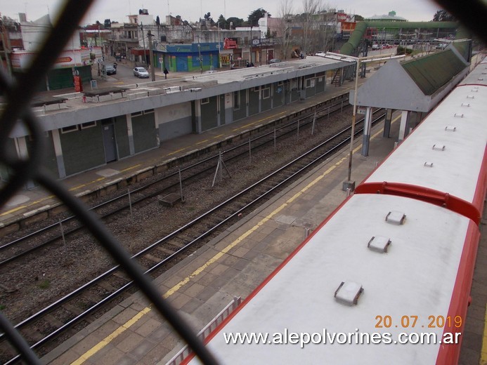Foto: Estación Grand Bourg - Grand Bourg (Buenos Aires), Argentina