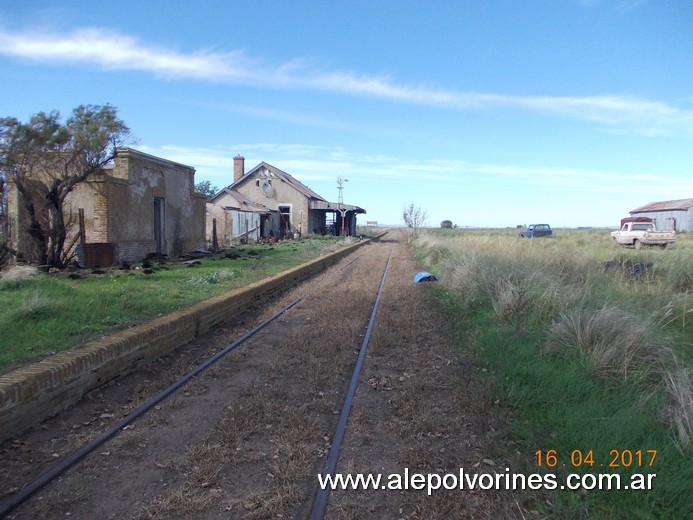 Foto: Estacion Ducos - Ducos (Buenos Aires), Argentina