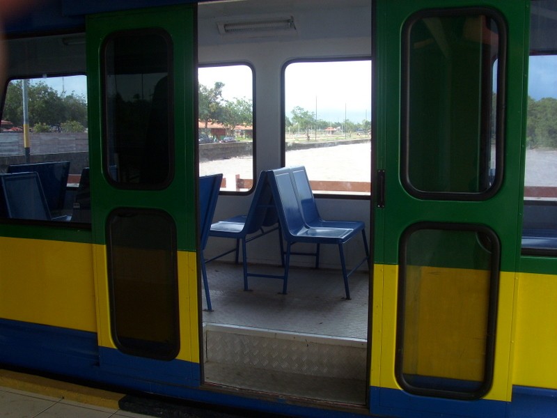 Foto: Coche motor del espigón sobre el Amazonas. Gratuito - Macapá (Amapá), Brasil