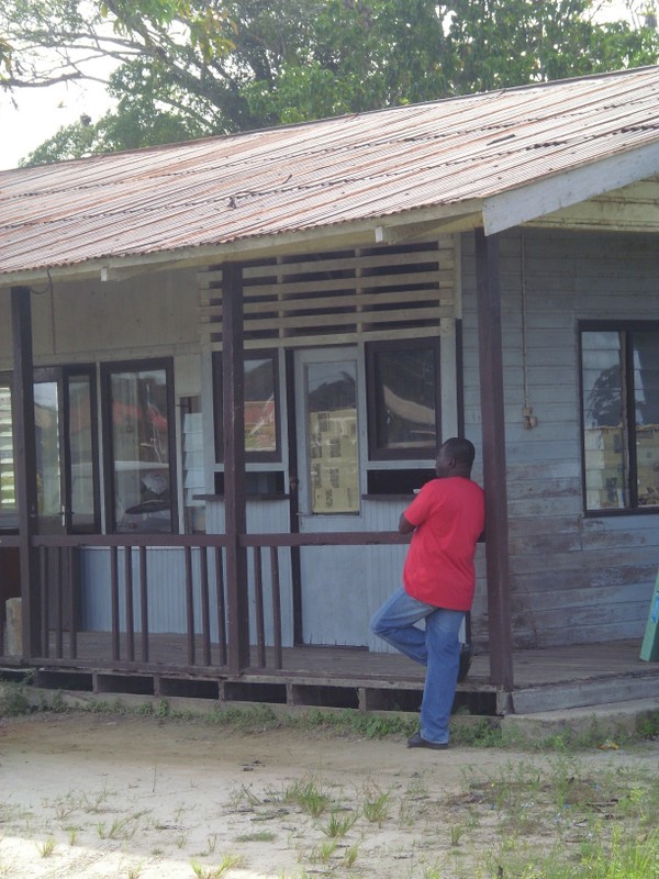 Foto: estación Overwacht - Overwacht (Para), Surinam