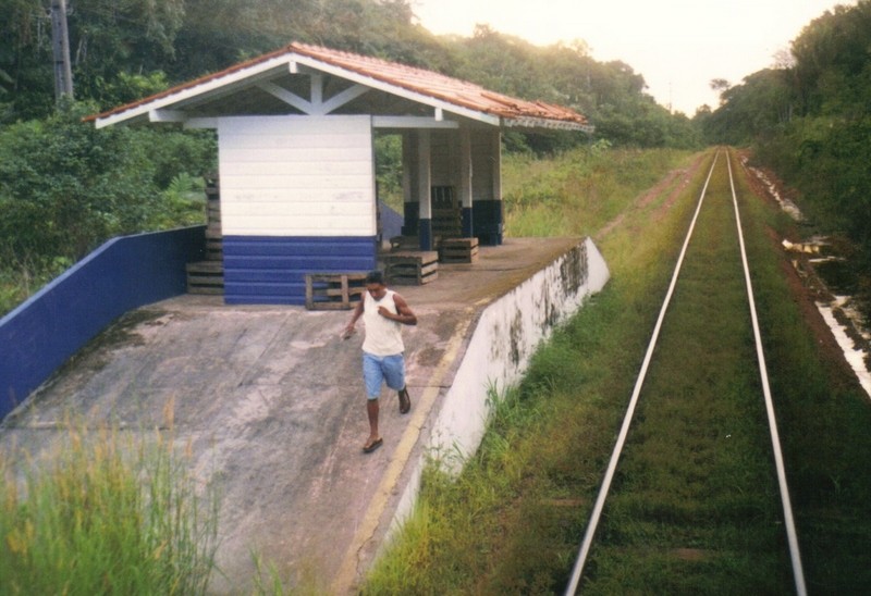 Foto: apeadero no identificado, no figura en itinerarios - Estrada de Ferro do Amapá (Amapá), Brasil