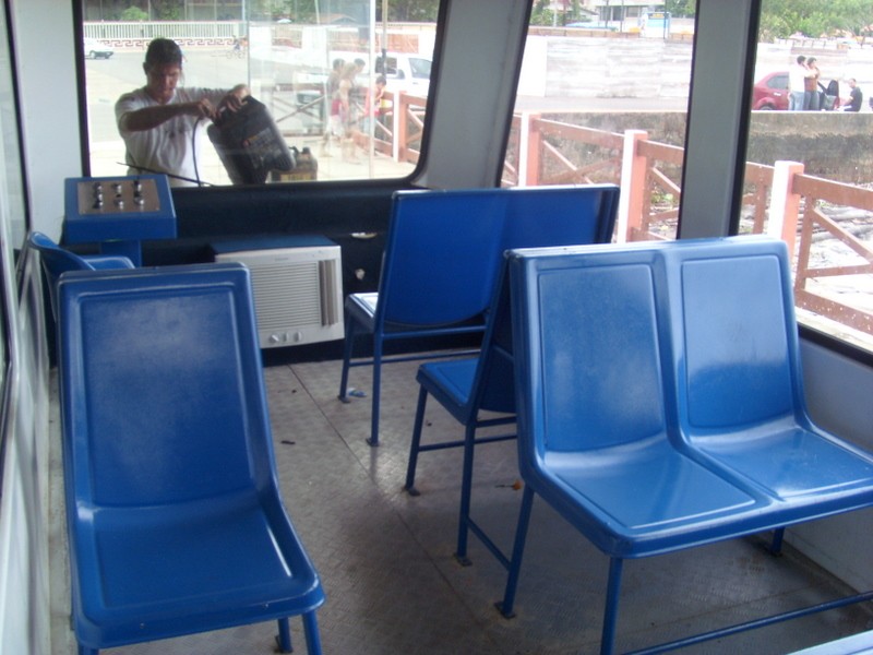 Foto: Coche motor del espigón sobre el Amazonas. Gratuito - Macapá (Amapá), Brasil