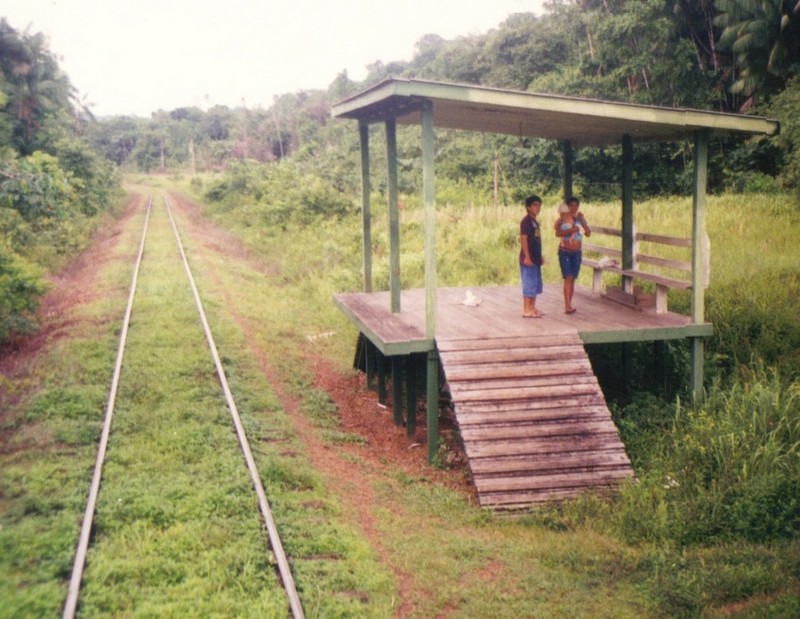 Foto: Apeadero no identificado en el kilómetro 184 - Estrada de Ferro do Amapá (Amapá), Brasil