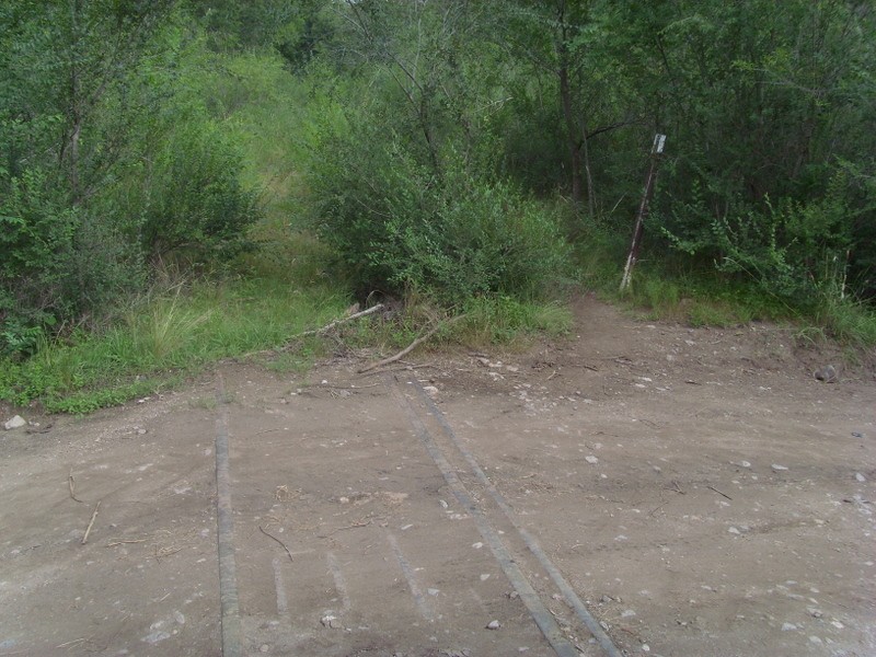 Foto: apeadero El Vado (sobre mano derecha) - Apeadero El Vado (Córdoba), Argentina