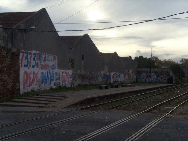 Foto: estación Yatay, andén secundario - Montevideo, Uruguay