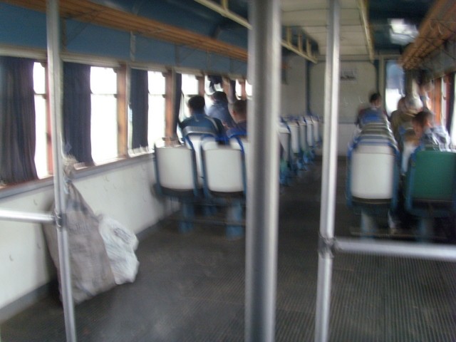 Foto: coche motor en Estación Central General Artigas (nueva) - Montevideo, Uruguay