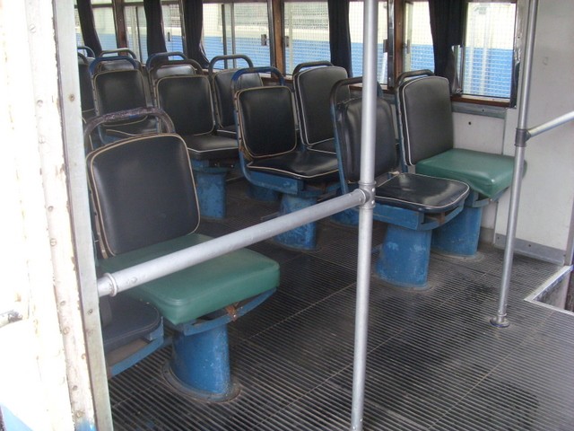 Foto: coche motor en Estación Central General Artigas (nueva) - Montevideo, Uruguay
