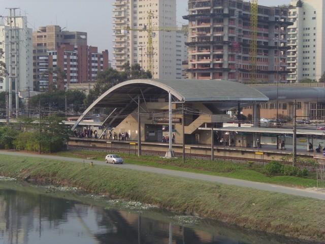 Foto: estación Cidade Jardim - São Paulo, Brasil