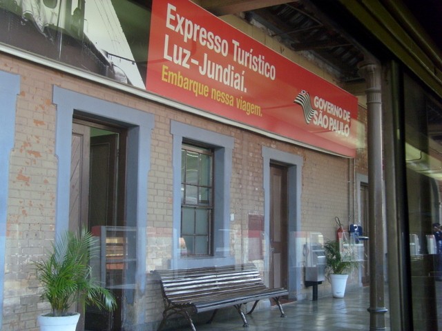 Foto: estación Jundiaí, vista desde el tren turístico - Jundiaí (São Paulo), Brasil