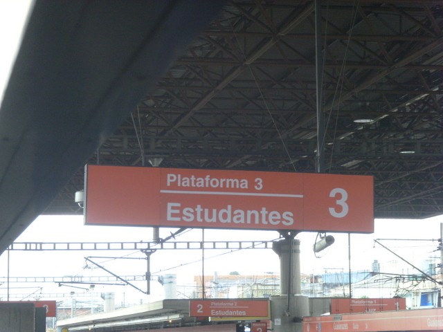 Foto: estación Estudantes - Mogi das Cruzes (São Paulo), Brasil