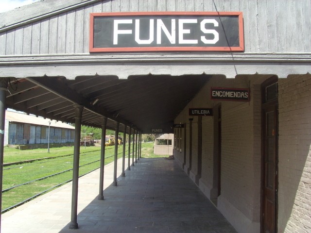 Foto: estación Funes - Funes (Santa Fe), Argentina