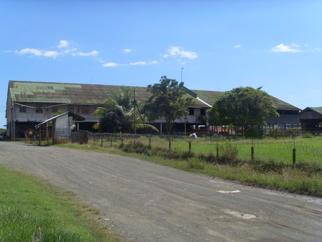 Foto: galpones del Ferrocarril de Chiriquí - Puerto Armuelles (Chiriquí), Panamá
