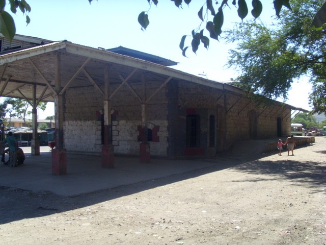 Foto: ex estación San Vicente - San Vicente, El Salvador