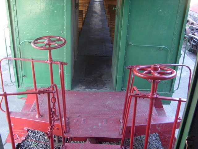 Foto: tren de FENADESAL (FFCC Nacionales de El Salvador) - San Salvador, El Salvador