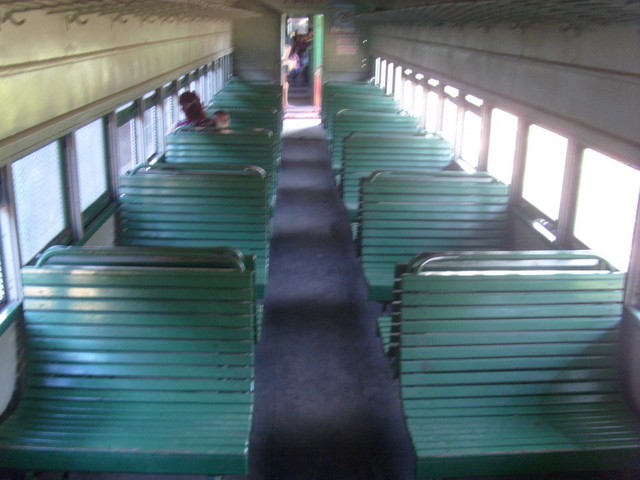 Foto: tren de FENADESAL (FFCC Nacionales de El Salvador) - San Salvador, El Salvador