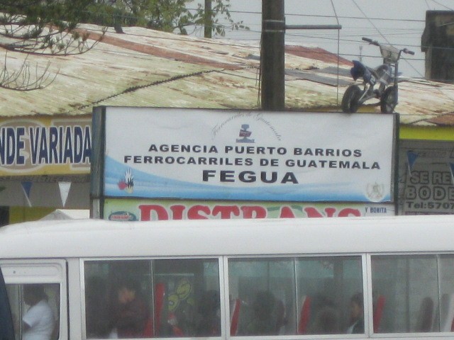 Foto: una agencia del ferrocarril - Puerto Barrios (Izabal), Guatemala